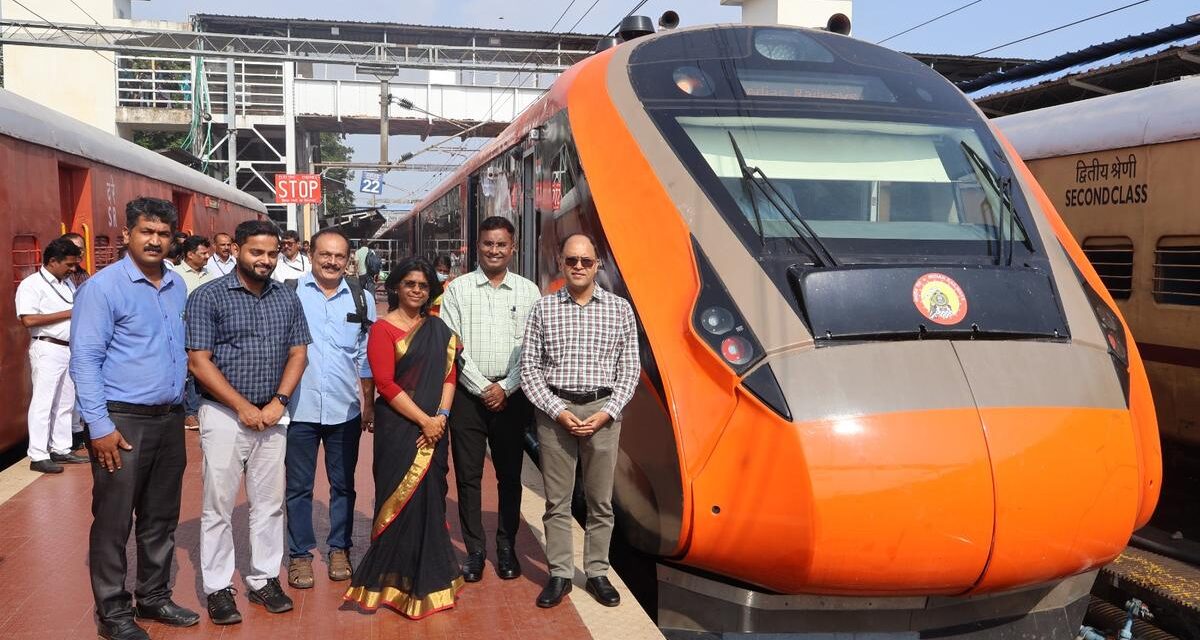 The New 20-Car Mangalore-Thiruvananthapuram VB Express Begins Its Services: Click to Know